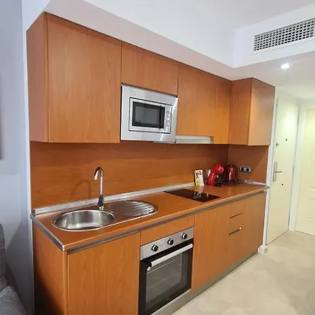 Διαμέρισμα Lyrioshomes Dona Maria , Patos 2 *